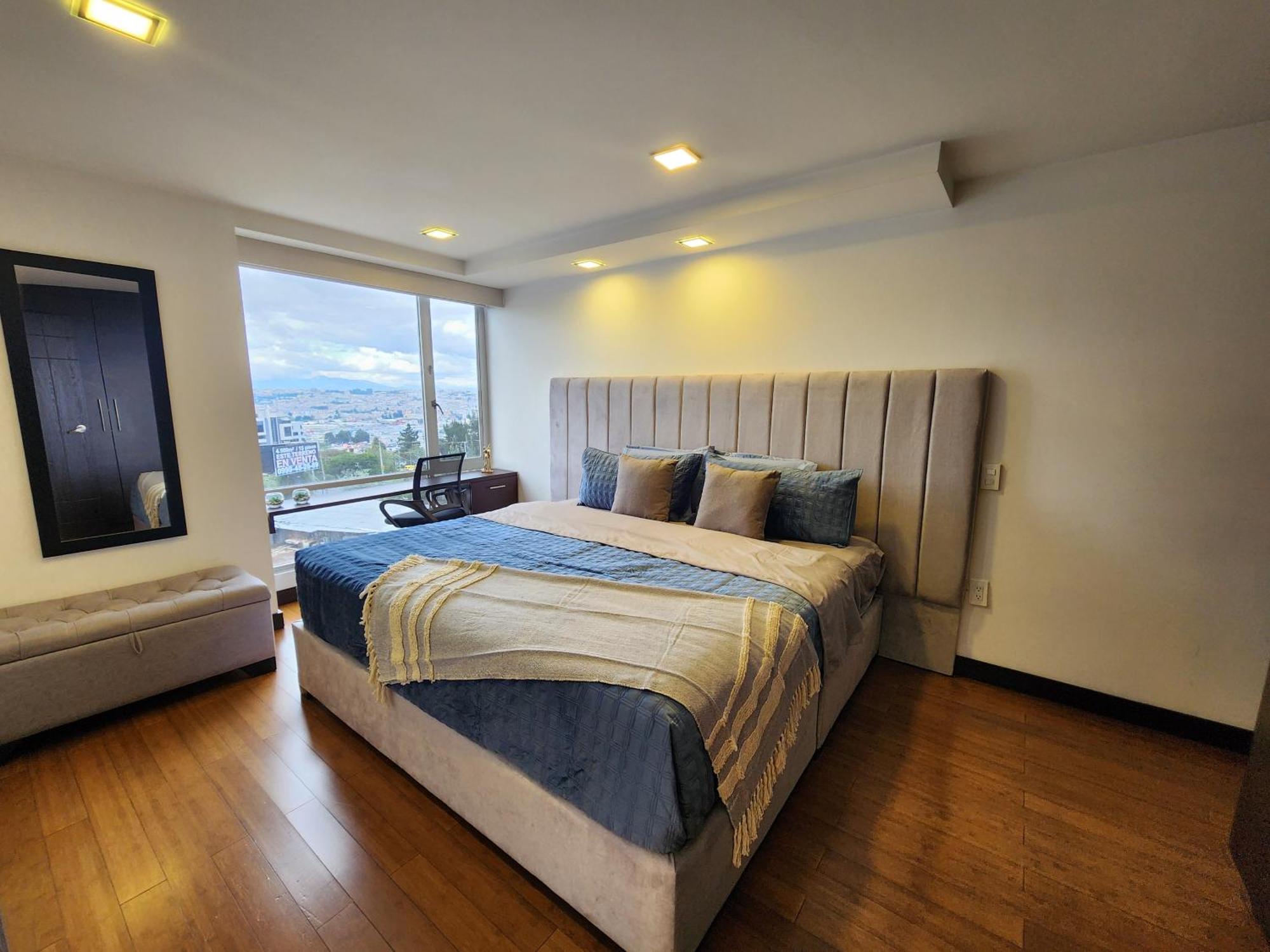 Cama King, Piscina En Suite De Lujo En Zona Privilegiada Y Centrica Quito Exterior photo